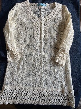 Solitaire Swim cream crochet lace overlay with navy lining